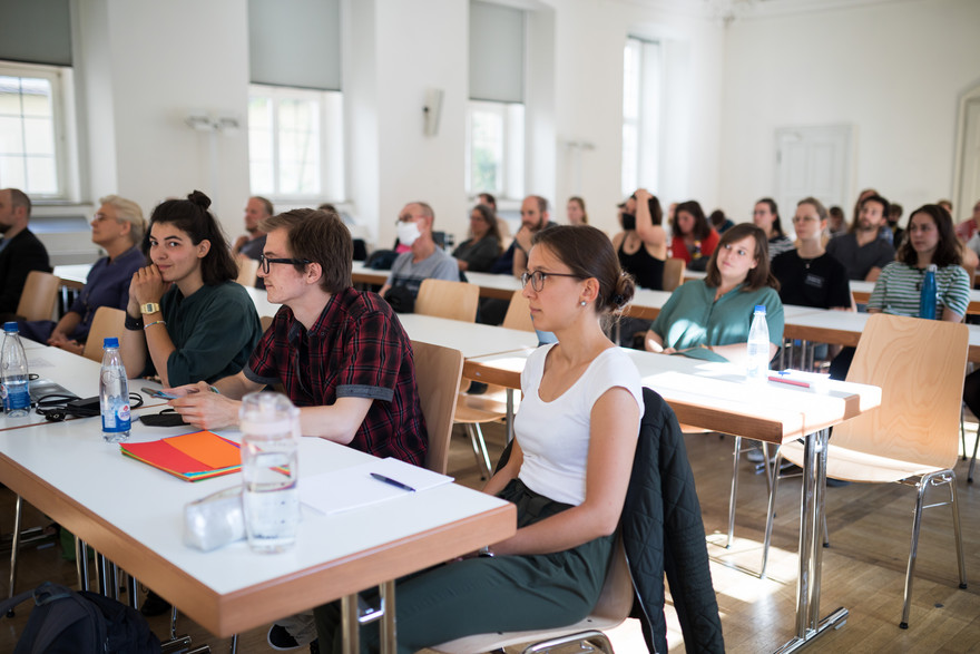 Das Plenum beim Auftakt des Nachhaltigkeitsmonats