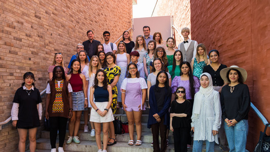 Gruppenfoto von den Teilnehmer*innen der Sommeruniversität 2022